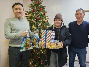 В ГУП «ЖКХ РС(Я)» организовали акцию «Елка добра» в помощь детям военнослужащих