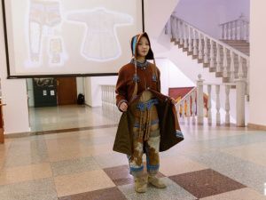 Амгинские мастера представили проект с ожившими картинами